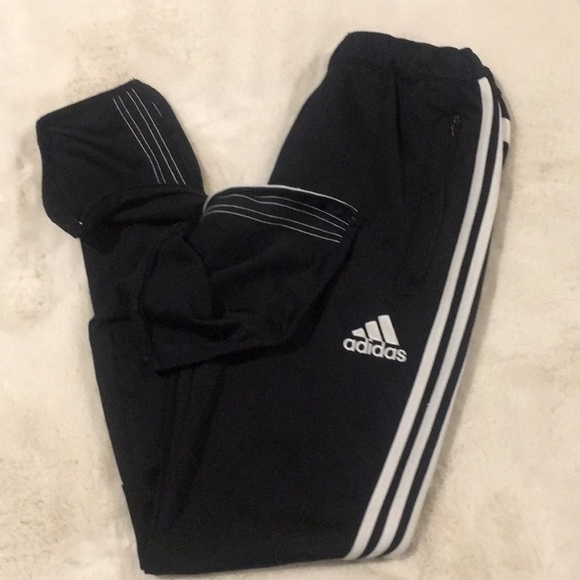 Adidas pants - Picture 2 of 6